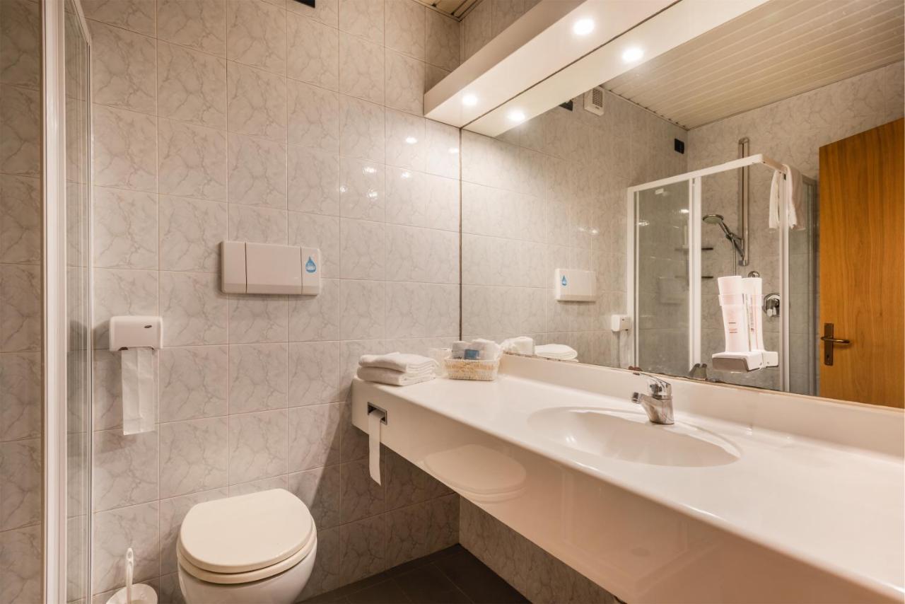 De Nac Hotel 3*