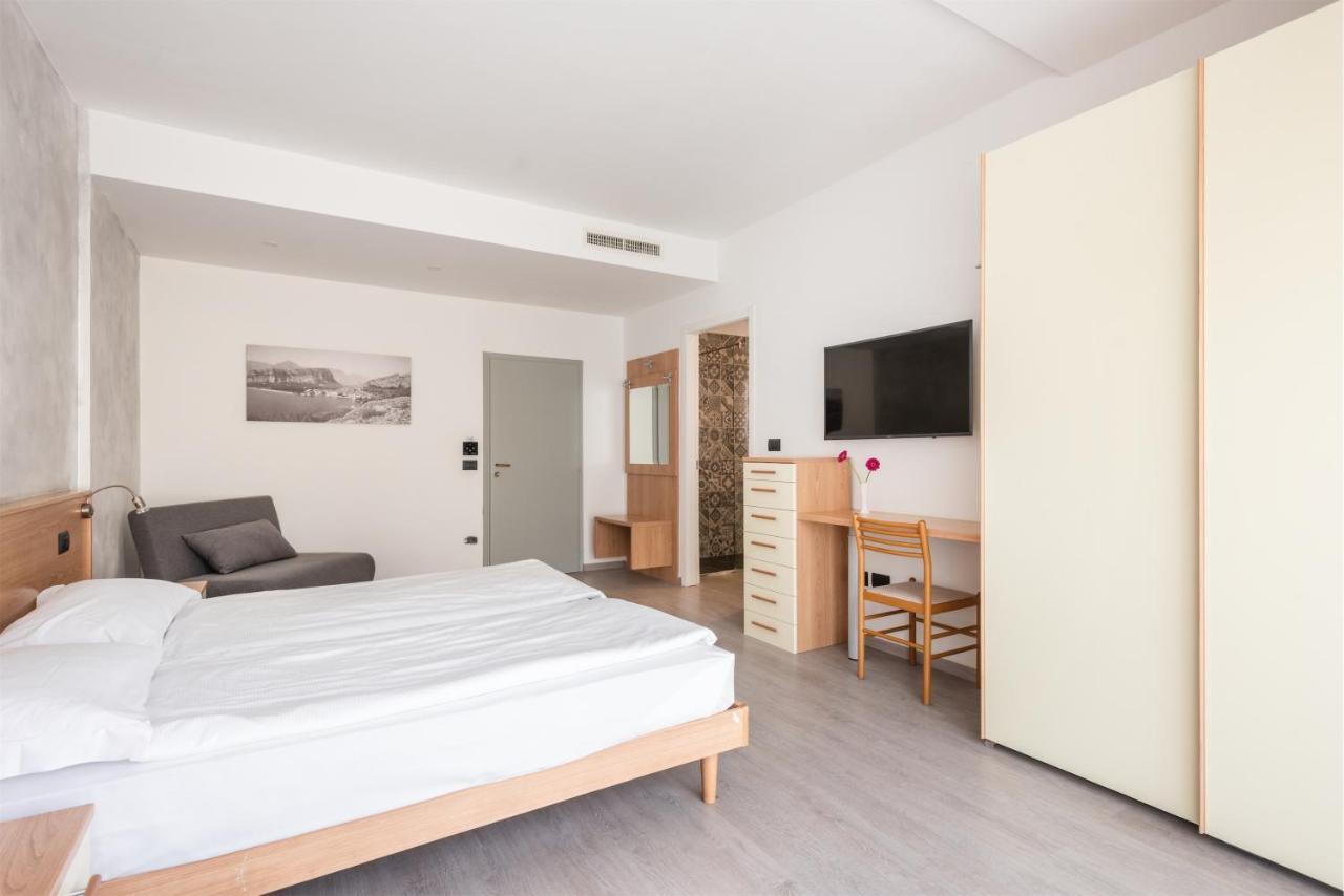 Hotel De Nac Torbole Sul Garda