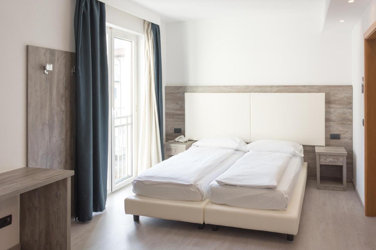 De Nac Hotel Torbole Sul Garda
